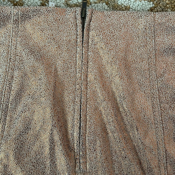 Free People New Modern Femme Metallic Rose Gold Suede Mini Skirt size 4 - Picture 6 of 7